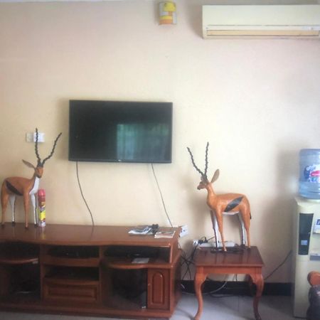 דאר א-סאלאם Tatys Homestay מראה חיצוני תמונה
