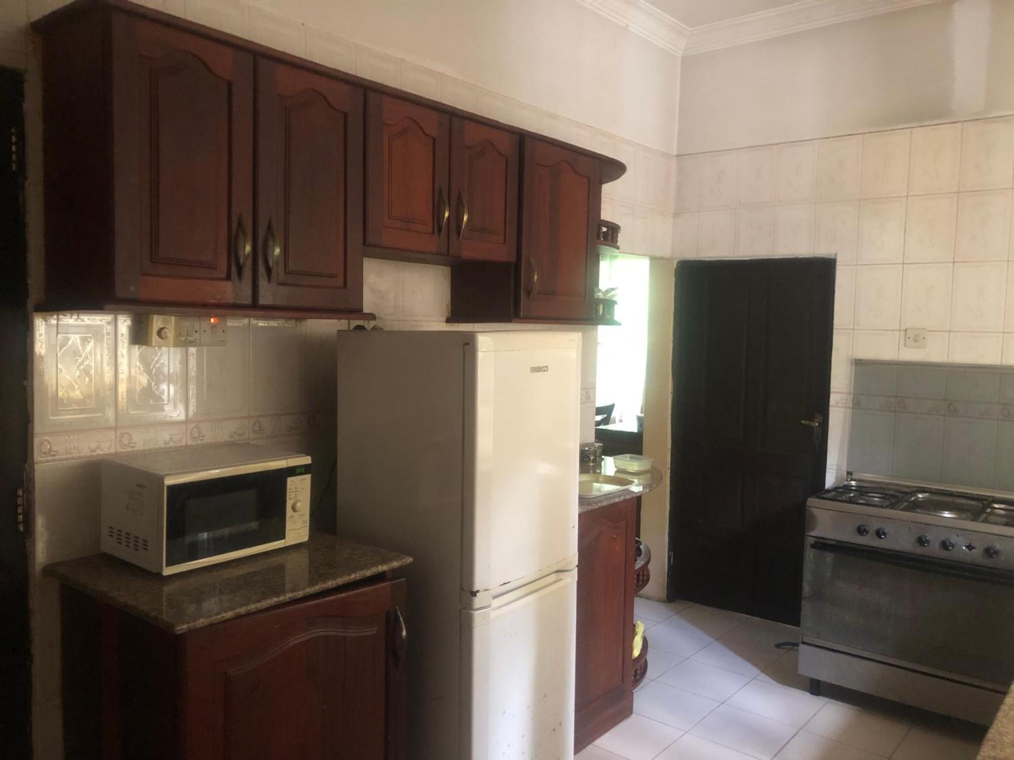 דאר א-סאלאם Tatys Homestay מראה חיצוני תמונה