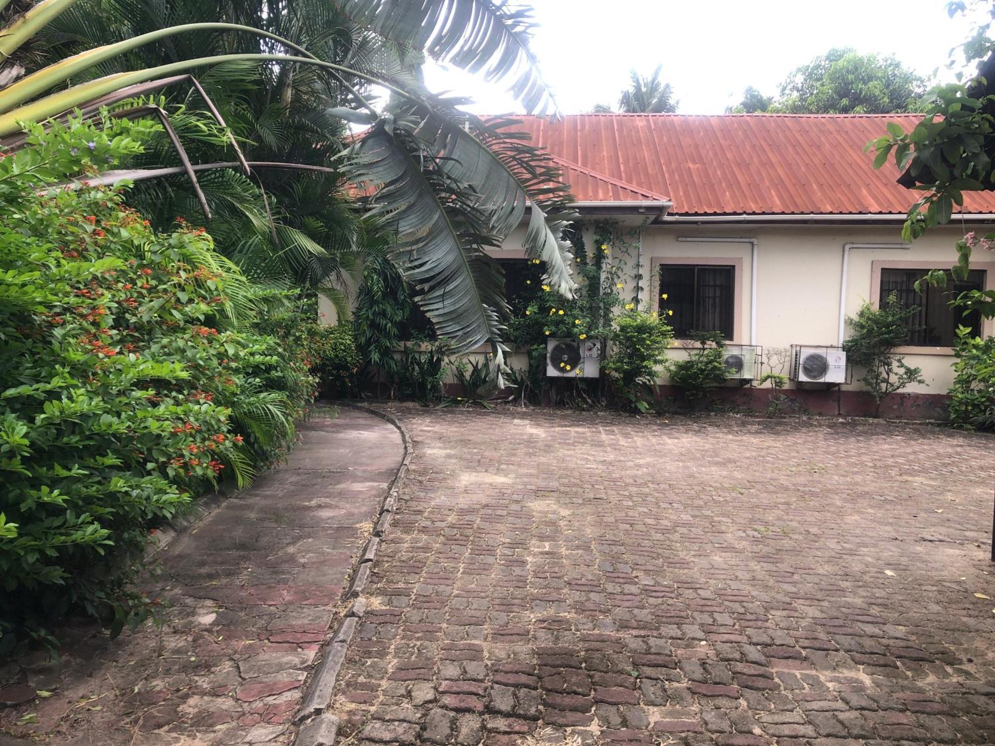 דאר א-סאלאם Tatys Homestay מראה חיצוני תמונה