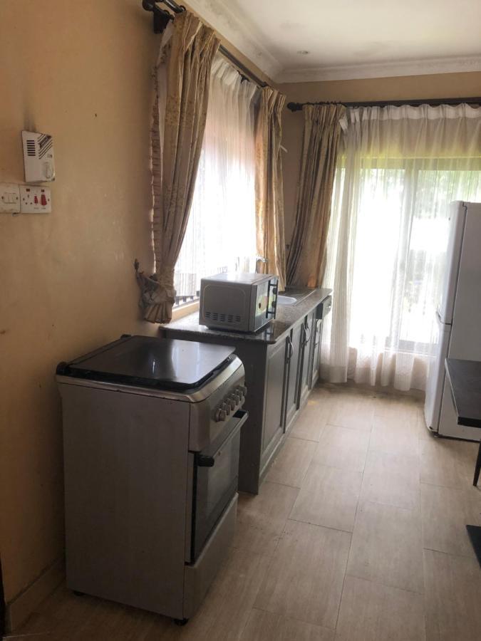 דאר א-סאלאם Tatys Homestay מראה חיצוני תמונה