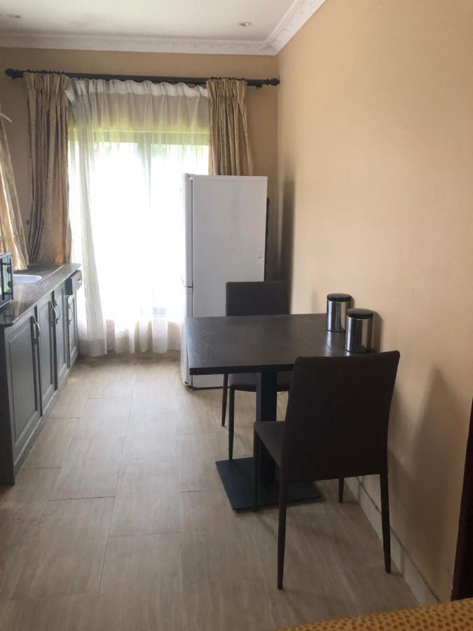 דאר א-סאלאם Tatys Homestay מראה חיצוני תמונה